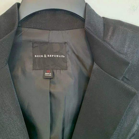 Rock & Republic Black Satin Tuxedo Blazer - Picture 6 of 7